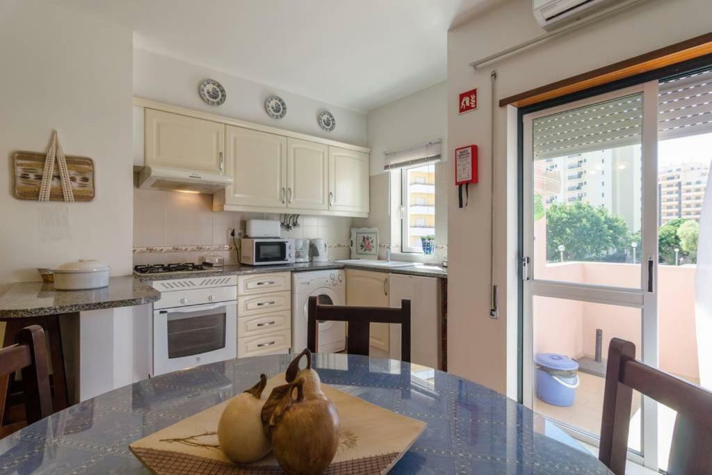 Praia Da Rocha, Algarve Sunny Apartment Портиман Екстериор снимка