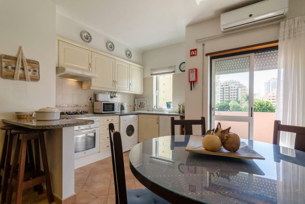 Praia Da Rocha, Algarve Sunny Apartment Портиман Екстериор снимка